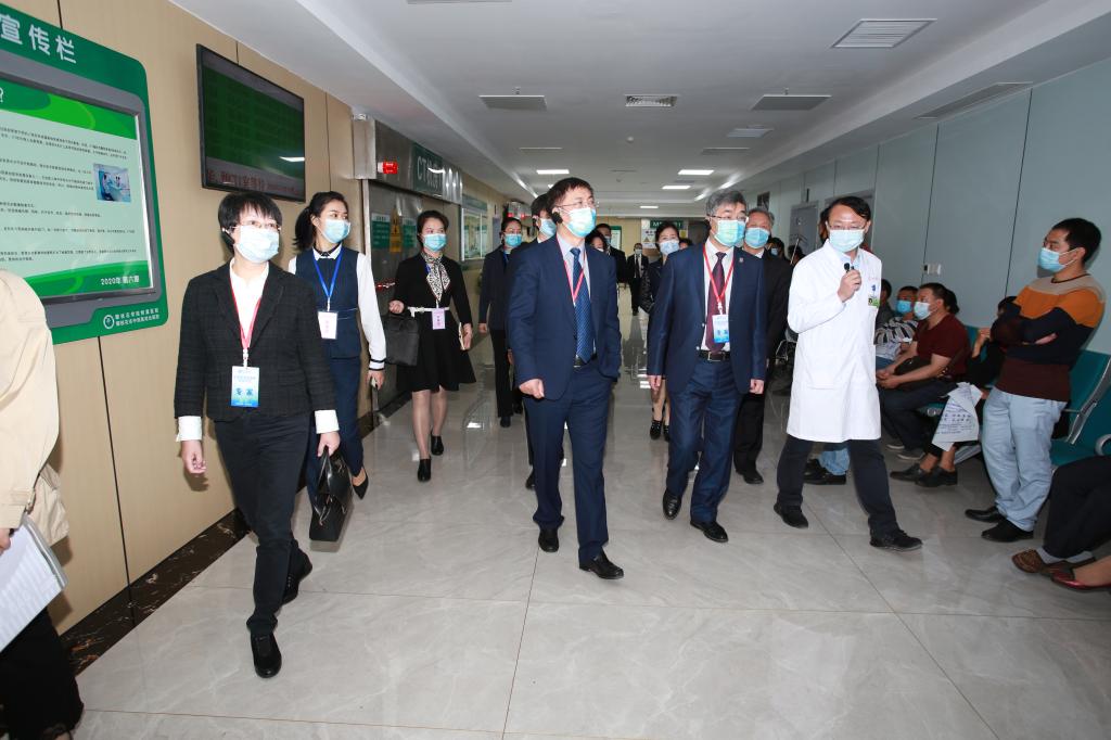 专家走访影像中心